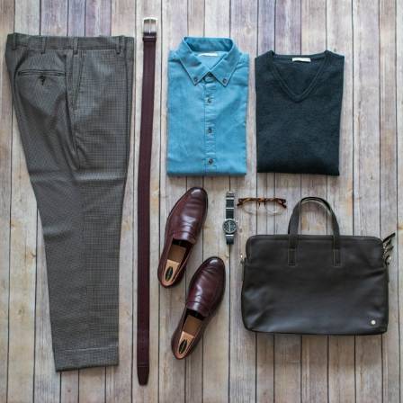 Style Guide: What is Men’s Casual Wear and How to Master it in 2025