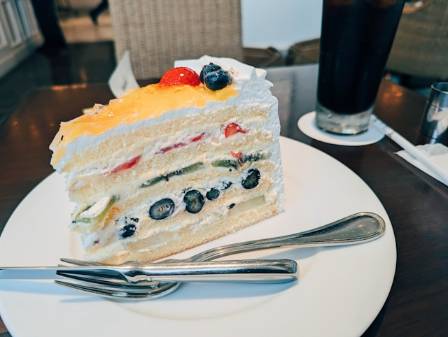 Vietnamese Traditional Cakes: 10 Must-Try Regional Delicacies