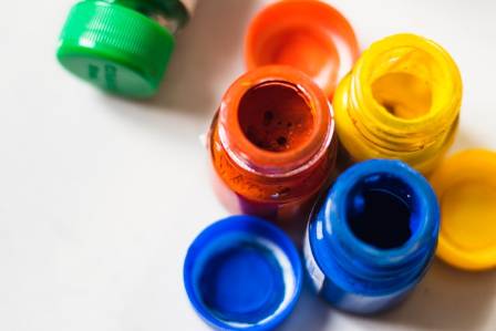 The Pigment Industry: Market Dynamics, Sustainability Trends, and Emerging Challenges